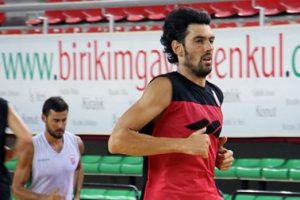 Son şampiyon mesaiye başladı!