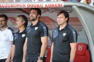Ertuğrul Sağlam'a Balıkesir'de b&uuml;y&uuml;k ilgi