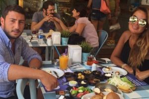 Onur Uğurlu ve &Ouml;zlem Yıldız ilk kez birlikte g&ouml;r&uuml;nt&uuml;lendi