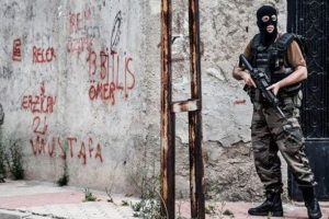Times: T&uuml;rkiye'de durum kontrolden &ccedil;ıkıyor