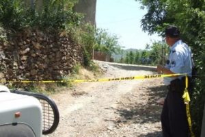 Diyarbakır'da boğazı kesilmiş ve yakılmış bir kadın cesedi bulundu