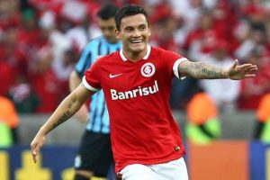 Leverkusen, Aranguiz'i a&ccedil;ıkladı!