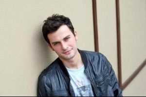&Uuml;nl&uuml; T&uuml;rk oyuncu artık bir Hollywood starı!