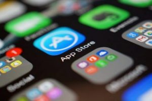 App Store 1.7 milyar dolara dayandı