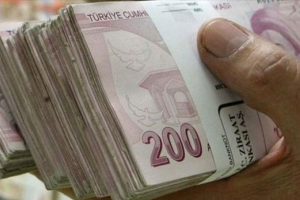 Bursa'da 10 bin lira sahte parayla yakalandı