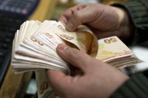 TTK'da &ccedil;alışan 10 bin iş&ccedil;iye zam