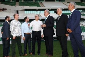 TSYD Bursa Şubesi'nden 'Timsah Arena'ya &ccedil;ıkarma
