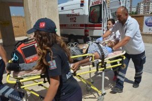 3 yaşındaki &ccedil;ocuğunun g&ouml;z&uuml; &ouml;n&uuml;nde katliam yaptı