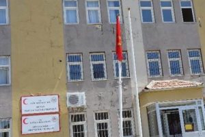 YDG-H Silvan'da T&uuml;rk bayrağını indirdi