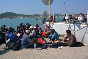 Ayvalık'ta 71 ka&ccedil;ak yakalandı