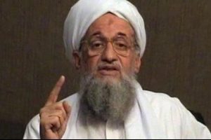 El Kaide Taliban'ın yeni liderine biat etti