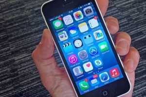 iOS 8.4.1 g&uuml;ncellemesi yayınlandı