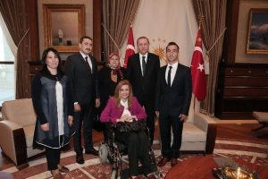 Erdoğan'dan Bursa'nın engelli milletvekili Karaburun'a &ouml;zel ilgi