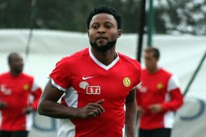 Beşiktaş'a bir darbe de Lawal'dan