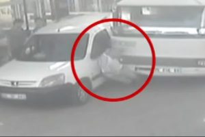 Feci &ouml;l&uuml;m kamerada !