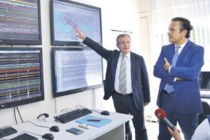 'Depremi &ouml;nceden tahmin edeceğiz'