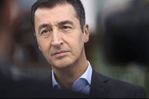 Cem &Ouml;zdemir: T&uuml;rkiye Alman askerlerini tehlikeye atıyor
