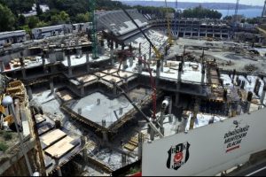 Vodafone Arena Stadı'nın inşaatı durduruldu