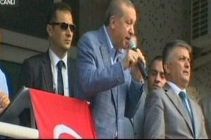 'Se&ccedil;im istiyoruz' diyenlere cevap