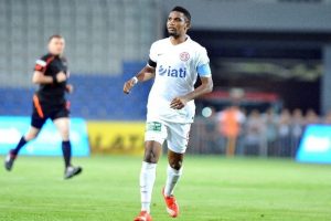 Eto'o ilk ma&ccedil;ına &ccedil;ıktı