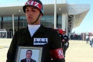 3 şehit memleketlerine uğurlandı