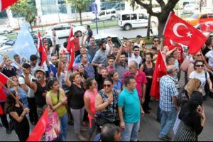 Bursa'da ter&ouml;re tepki y&uuml;r&uuml;y&uuml;ş&uuml;