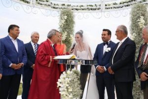Şehit haberi geldi d&uuml;ğ&uuml;n bitti!
