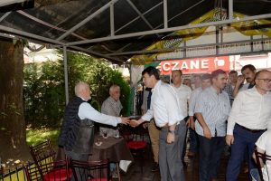 Bursa Osmangazi Belediye Başkanı D&uuml;ndar halkı dinledi