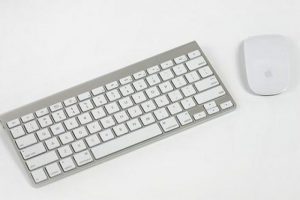 Apple klavye ve faresini yeniledi