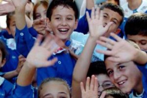 Okullar bayramdan sonra a&ccedil;ılsın &ccedil;ağrısı!