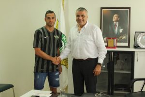 Mervan &Ccedil;elik Akhisar Belediyespor'da