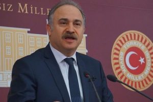 CHP: G&ouml;rev verilirse t&uuml;m se&ccedil;enekleri değerlendireceğiz