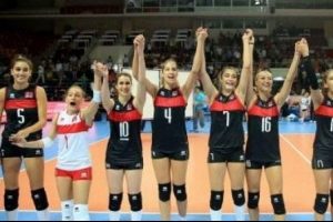 Gen&ccedil; Sultanlar yarı finalde!