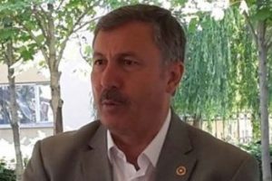AK Parti'li Sel&ccedil;uk &Ouml;zdağ, erken se&ccedil;im i&ccedil;in tarih verdi