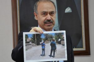 Muş Valisi'nden fotoğraflı tepki