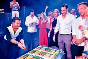 G&ouml;cek'te iki g&uuml;n s&uuml;ren jet set parti!