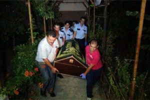 Eski koca dehşet sa&ccedil;tı: 2 &ouml;l&uuml;