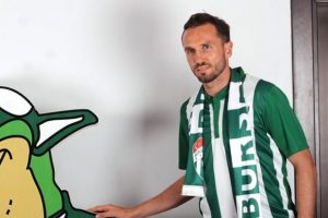 "Bursaspor'da arkadaşlık &uuml;st d&uuml;zeyde"