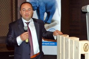 Ahşap palet&ccedil;ilerden yeni y&ouml;netmeliğe tepki