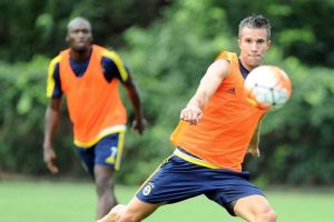 Van Persie takımla &ccedil;alıştı