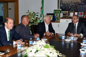 Vali Karaloğlu'ndan Bursaspor Divan Başkanlık Kuruluna ziyaret