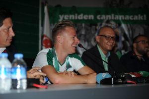 Dzsudzsak kombine satışlarını arttırdı!