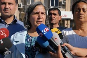 Kışanak: "Ben de &ouml;zerklik ilan ederim"