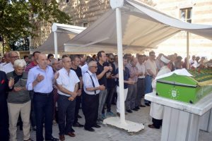 Başol Bursa'da son yolculuğuna uğurlandı