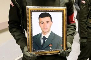 Askeri şehit eden 2 ter&ouml;rist &ouml;ld&uuml;r&uuml;ld&uuml;!
