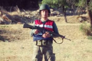 Bursalı şehidin babası: Oğlumu g&ouml;rmek istiyorum, vallahi başka hi&ccedil;bir şey istemiyorum