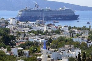 Bodrum'da kruvaziyer turizmi gelişiyor