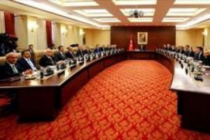 AK Parti'de kritik MYK toplantısı başladı