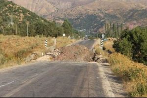 Şemdinli-Y&uuml;ksekova karayolu ulaşıma a&ccedil;ıldı