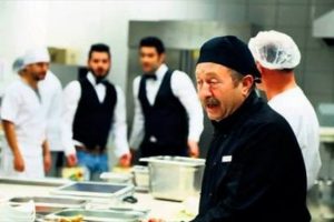 Erkan Can usta şeflere taş &ccedil;ıkardı...